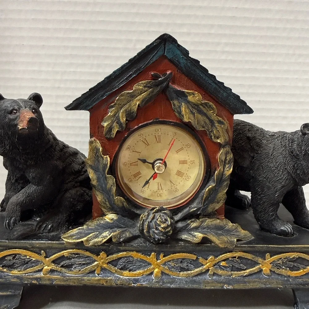 Vintage Rustic Woodlands Black Bear Mantel Clock Resin Leaf Pine Cone Accent